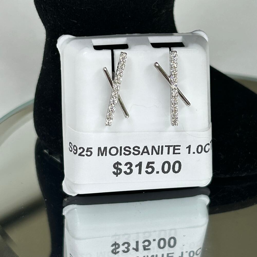 Genuine 1.0ct MOISSANITE 925 sterling silver x shape stud earrings